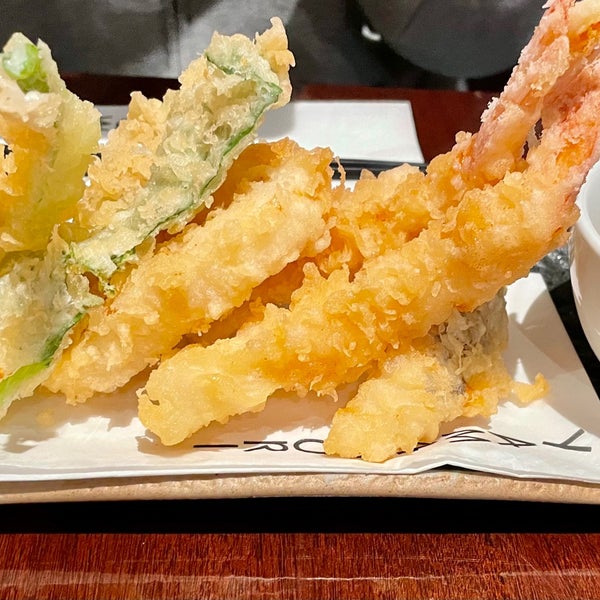 Foto diambil di Yamamori Sushi oleh Naoki K. pada 10/5/2021
