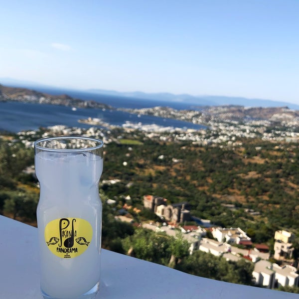 Foto scattata a Panorama Pasanda Restaurant da Pınar Ş. il 6/6/2020