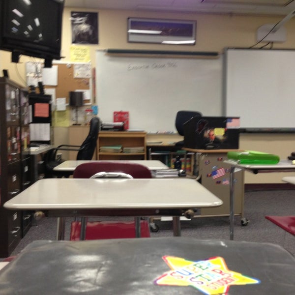 Mound Westonka High School 2 tavsiye'da fotoğraflar