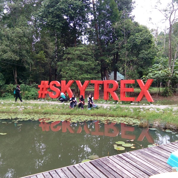 Foto tirada no(a) Skytrex Adventure Park por yien s. em 10/9/2016