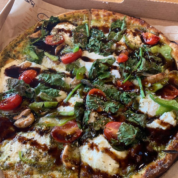 Photo taken at Blaze Pizza by Claire on 10/2/2020