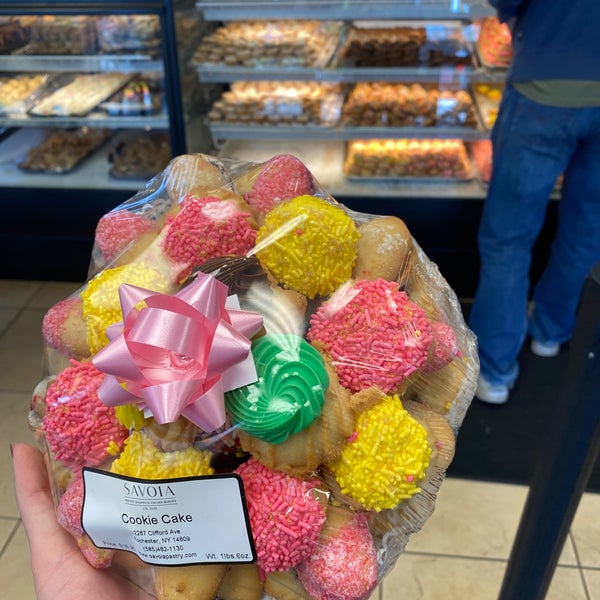 Savoia Italian Bakery - 2267 Clifford Ave