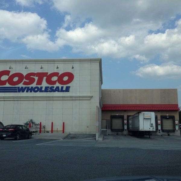 Costco Wholesale - Richmond Hill에서 할인 매장일 Costco Wholesale