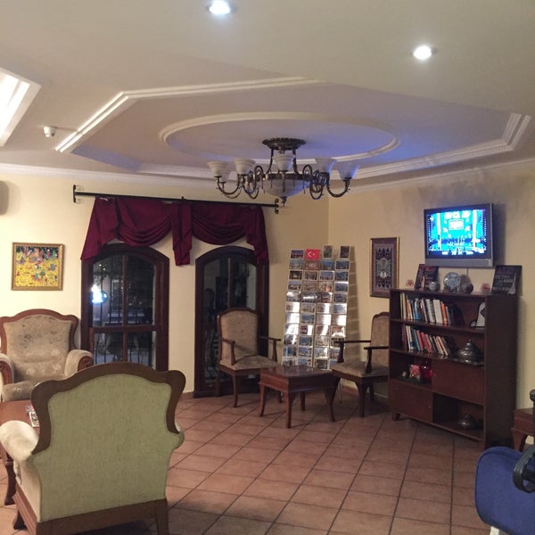 รูปภาพถ่ายที่ Sarnıç Hotel โดย Ertuğrul Ç. เมื่อ 1/14/2016