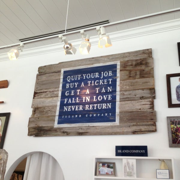 Island company. Кайман шоп. Остров компани. May island логотип. Идеи для хлопкового хэнг тэг.