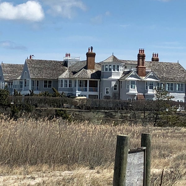 Dune Beach, 1720 Meadow Ln, Southampton, NY, dune beach, Пляж. 