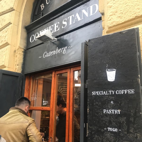Foto tirada no(a) Coffee Stand Gutenberg por Mikey em 1/5/2018