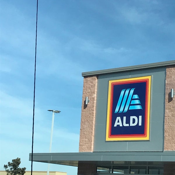 ALDI 4745 US Highway 98 N