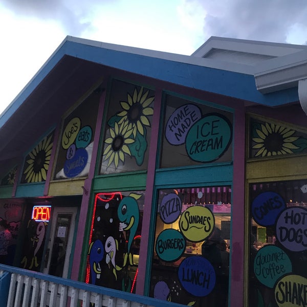 Joe's Eats And Sweets 219 Gulf Dr S