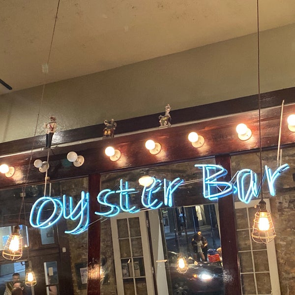 Photo taken at Royal House Oyster Bar by Carin T. on 5/2/2022