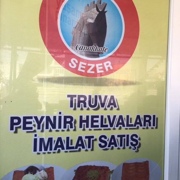 Photo taken at Yükseloğullari Süt Ürünleri - Ezine peyniri by Mustafa O. on 8/20/2016