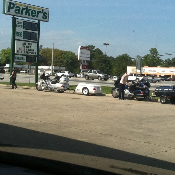 Parker's Fuel Station in Brunswick