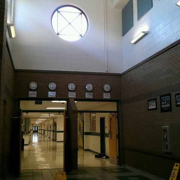 Sharon Elementary School 2700 White Rd