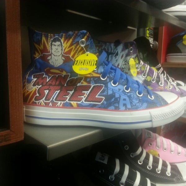 journeys shoe department