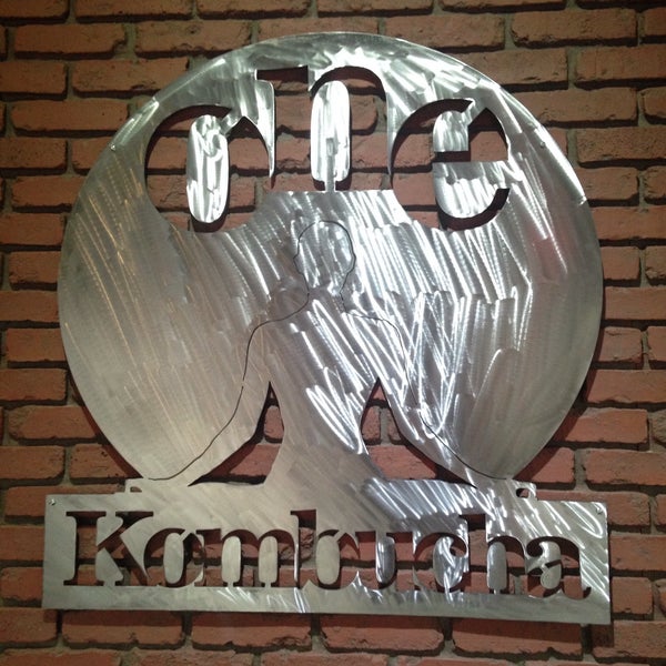 รูปภาพถ่ายที่ One Kombucha โดย leshislove เมื่อ 12/26/2015