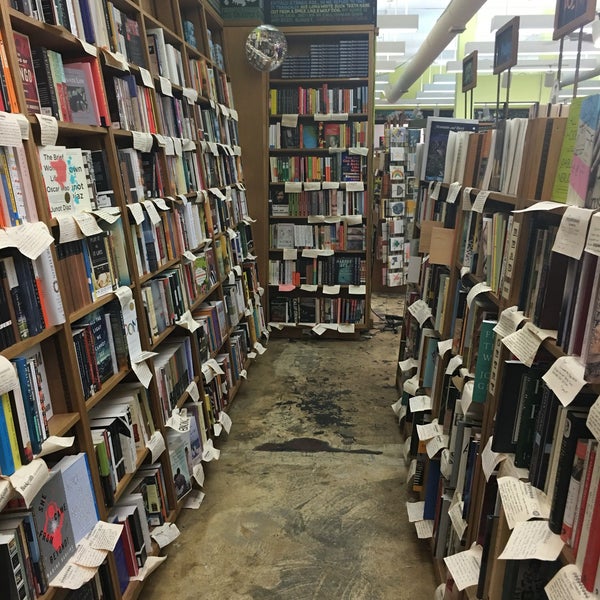 Photo taken at The Booksmith by Sri R. on 4/22/2016
