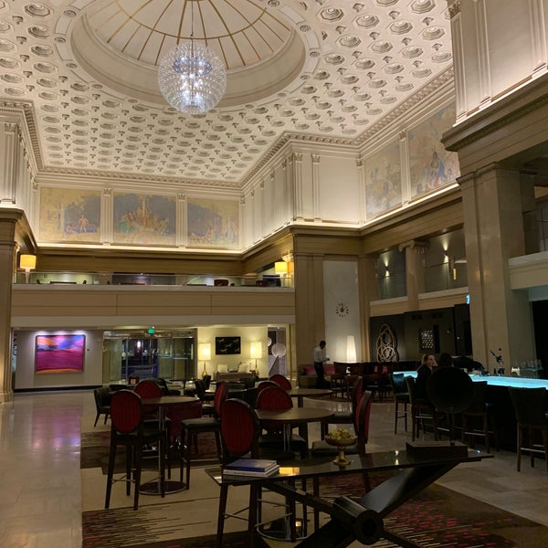 2/3/2019 tarihinde Sri R.ziyaretçi tarafından Renaissance Denver Downtown City Center Hotel'de çekilen fotoğraf