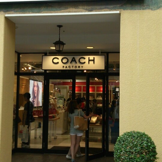 Coach Factory 三井アウトレットパーク多摩南大沢 八王子 0 Tips Coach Factory 三井アウトレットパーク多摩南大沢 八王子 0 Tips