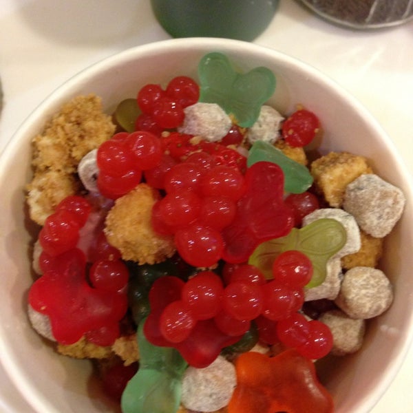 8/21/2013にMaddie H.がOrange Leaf Frozen Yogurtで撮った写真