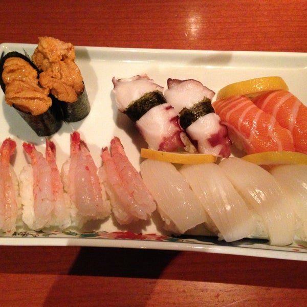 Photo taken at East Japanese Restaurant (Japas 27) by tomomi C. on 3/3/2013