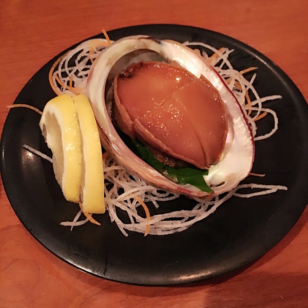Das Foto wurde bei East Japanese Restaurant (Japas 27) von tomomi C. am 11/12/2015 aufgenommen