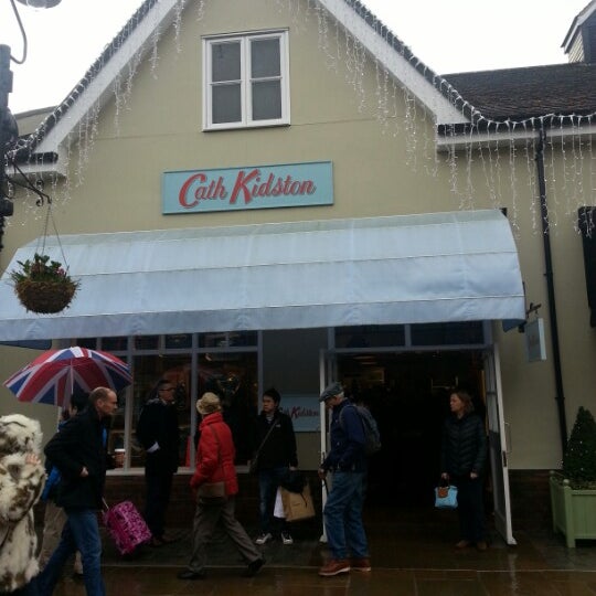 bicester village cath kidston