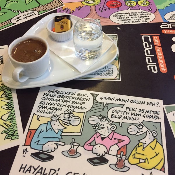 Das Foto wurde bei Cadde Cafe von Oğuzhan M. am 6/15/2017 aufgenommen