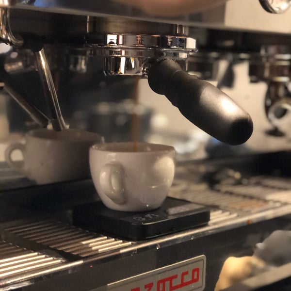 12/16/2019 tarihinde Borja R.ziyaretçi tarafından Dalston Coffee'de çekilen fotoğraf