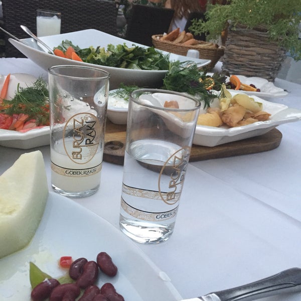 Foto scattata a Sado By Balık Restaurant da Özlem Y. il 8/8/2017