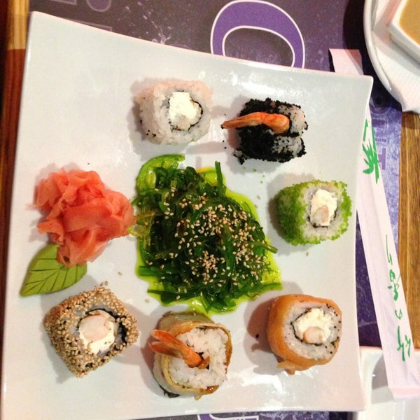 7/22/2013にВиктория Т.がLounge Sushi Cafe &quot;Chillout&quot;で撮った写真