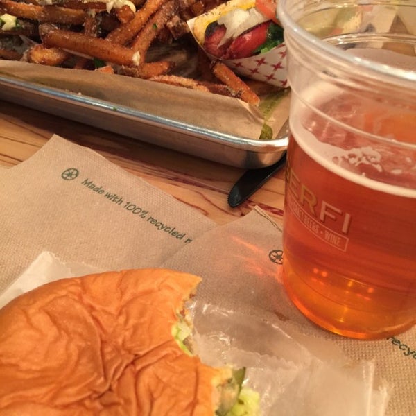 Photo taken at BurgerFi by Beeriffic on 2/28/2015