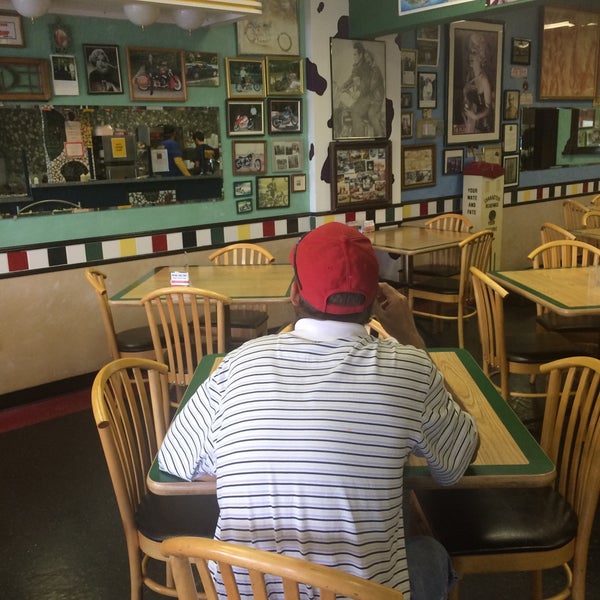 Jersey Joe's Deli Sandwich Spot in Addison