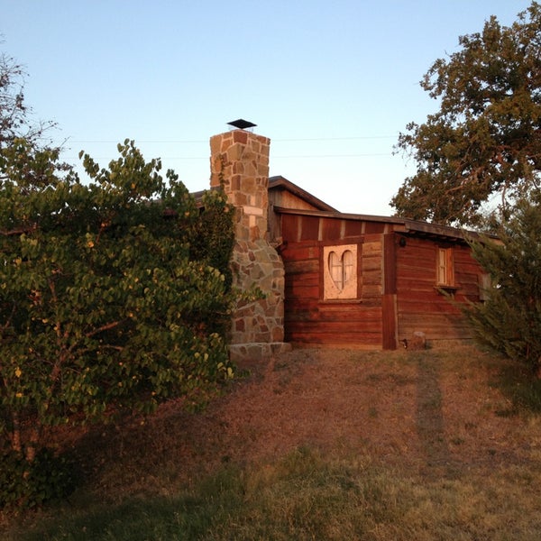 Barons Creekside Cabins