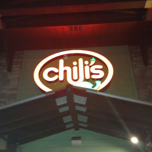 Photo taken at Chili&#39;s Grill &amp; Bar by Aditi M. on 8/31/2013