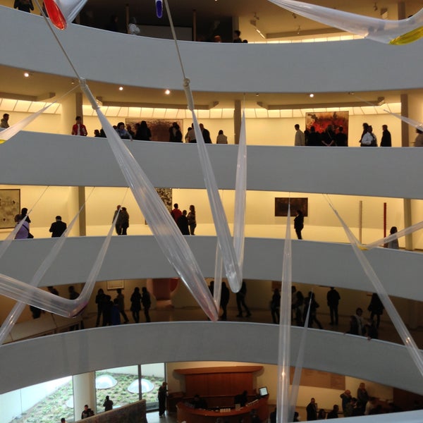 4/29/2013 tarihinde Eric S.ziyaretçi tarafından Solomon R Guggenheim Museum'de çekilen fotoğraf
