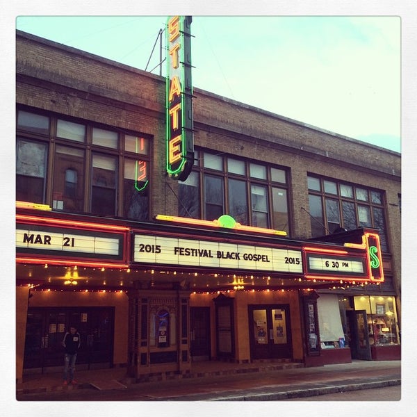 Das Foto wurde bei State Theatre of Ithaca von Scotty R. am 3/21/2015 aufgenommen