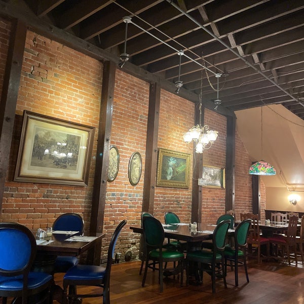 The Old Spaghetti Factory Italian Restaurant in Downtown San Jose