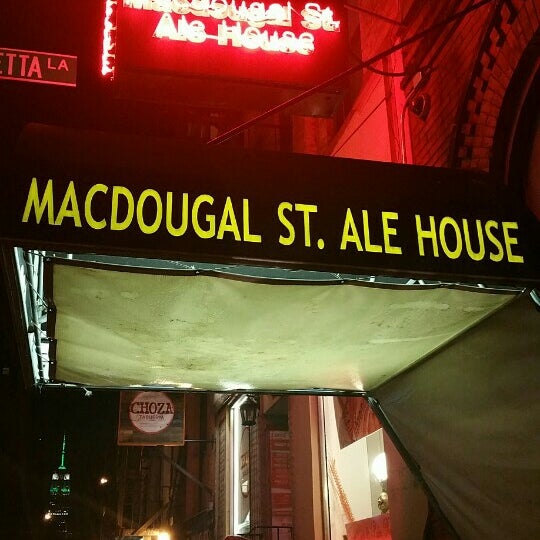Photo taken at Macdougal St. Ale House by Anna C. on 12/5/2015