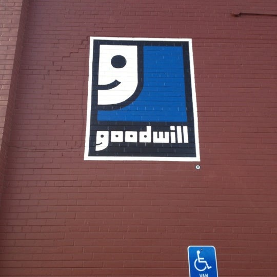 Goodwill West Store Vintage and Thrift Store in Old Colorado City