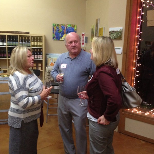 Photo taken at Ruthe Roberts Wine Collective by Evelyn E. on 1/10/2013