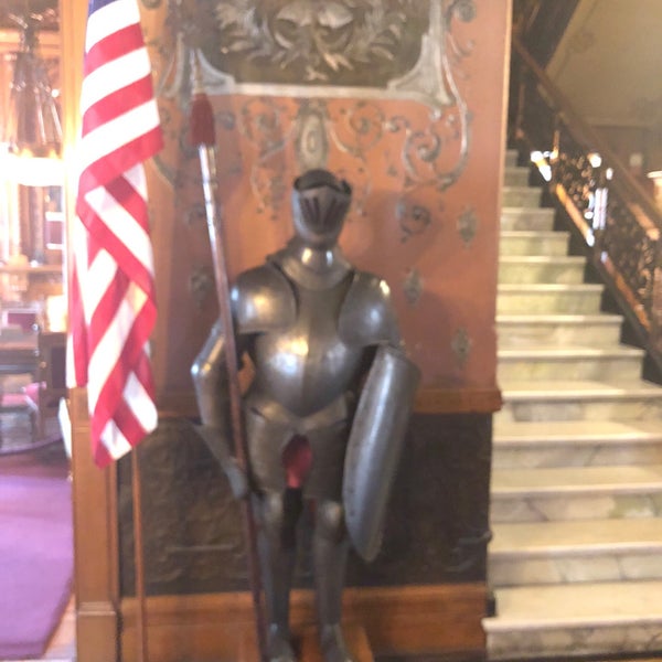 Photo taken at Heurich Mansion (The Brewmaster&#39;s Castle) by Chris on 3/24/2018