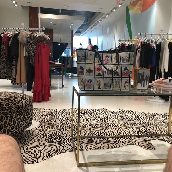 Alice And Olivia Store