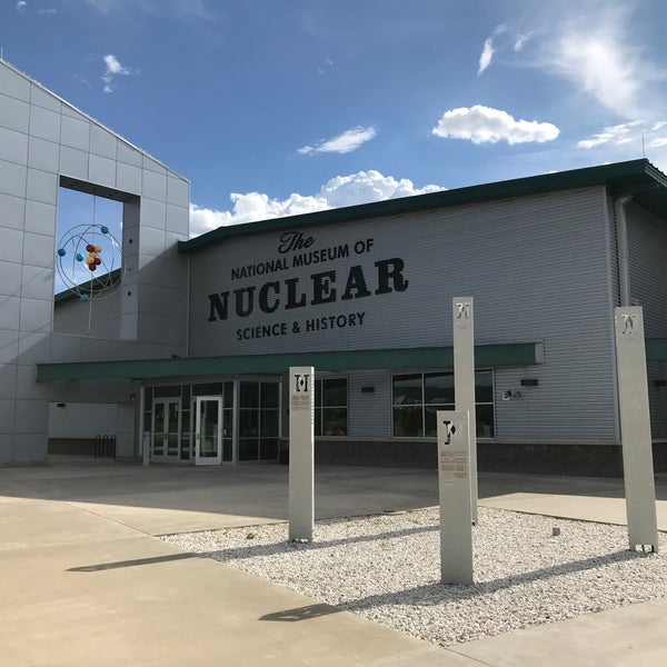 รูปภาพถ่ายที่ The National Museum Of Nuclear Science And History โดย Yuki S. เมื่อ 8/2/2019