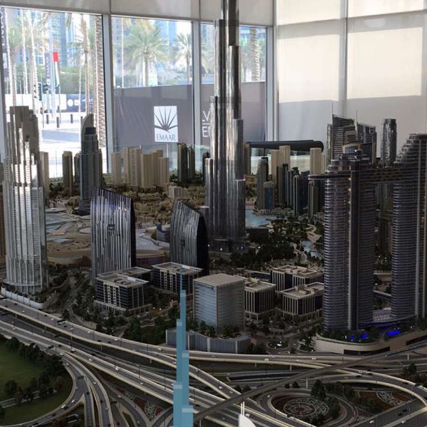 รูปภาพถ่ายที่ The Pavilion Downtown Dubai โดย Ahmed เมื่อ 1/16/2016