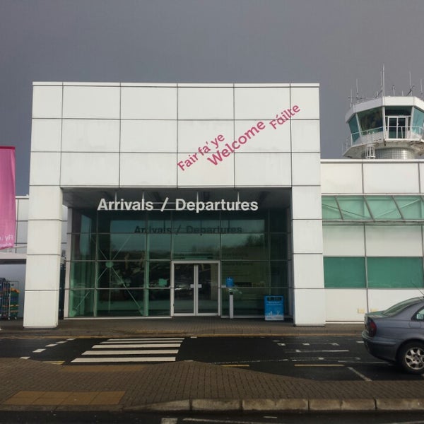 รูปภาพถ่ายที่ City of Derry Airport (LDY) โดย Rue เมื่อ 3/23/2015