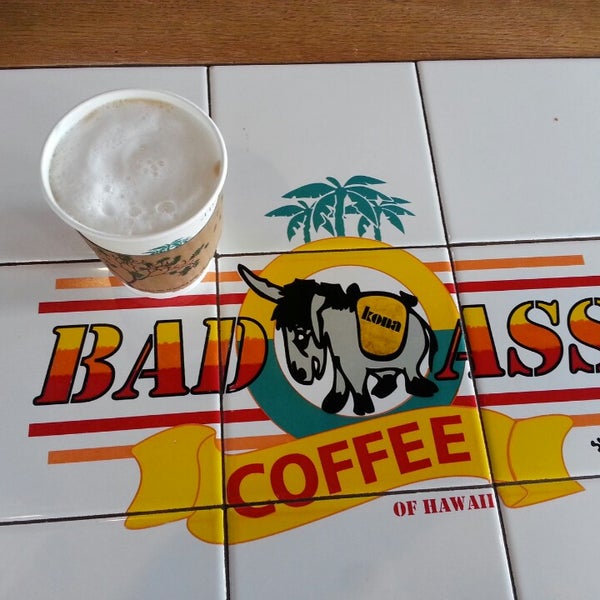 Photo taken at Bad Ass Coffee of Hawaii by Marie Z. on 4/5/2013