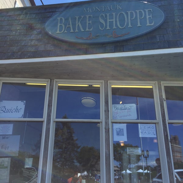 6/30/2016 tarihinde Austin E.ziyaretçi tarafından Montauk Bake Shoppe'de çekilen fotoğraf