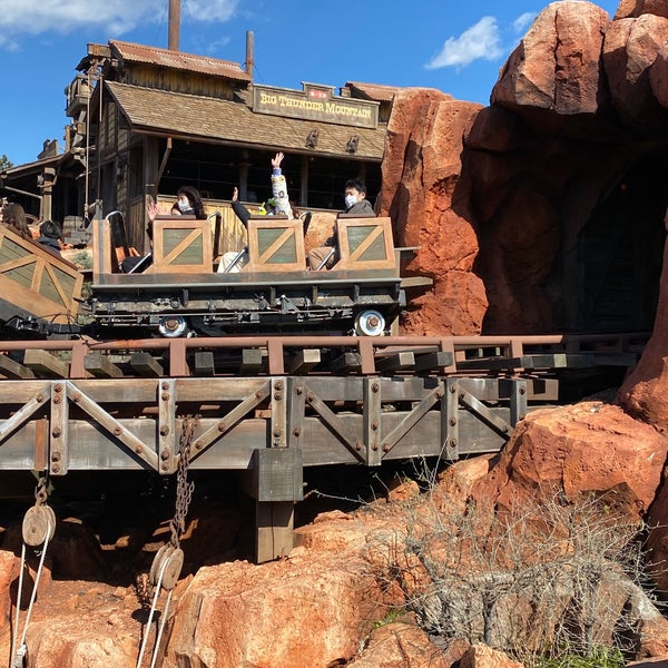 Photos At ビッグサンダー マウンテン Big Thunder Mountain Theme Park Ride Attraction In 浦安市