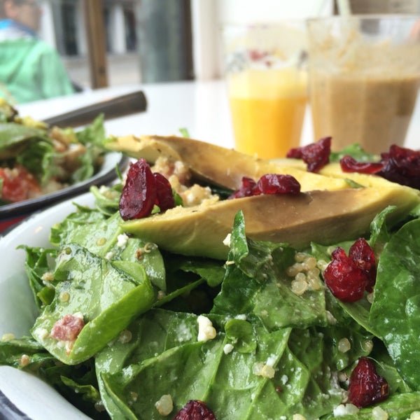 Lunch size salad with a small fruit juice, a perfect combo!