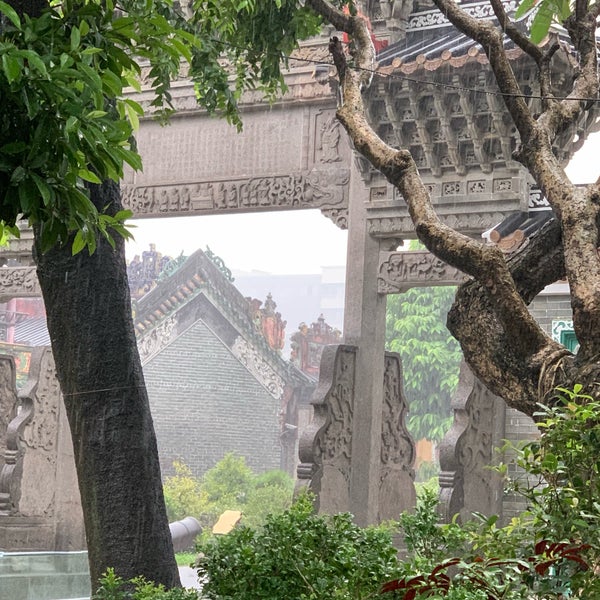 Photo taken at Zumiao (Foshan Ancestral Temple) by To Safe My Soul on 8/23/2019